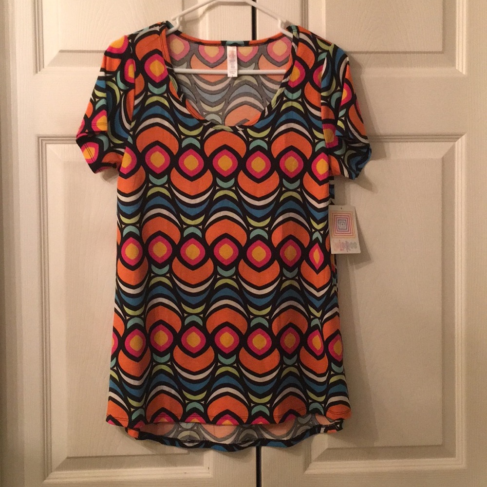 Colorful LuLaRoe Summer Classic T!